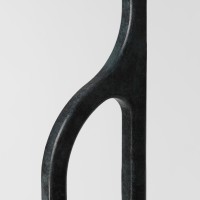 <a href="https://www.galeriegosserez.com/artistes/lapeyronnie-pierre.html">Pierre Lapeyronnie</a> - Huchet 103 - Sculpture lumineuse